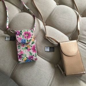 Crossbody pocket books
